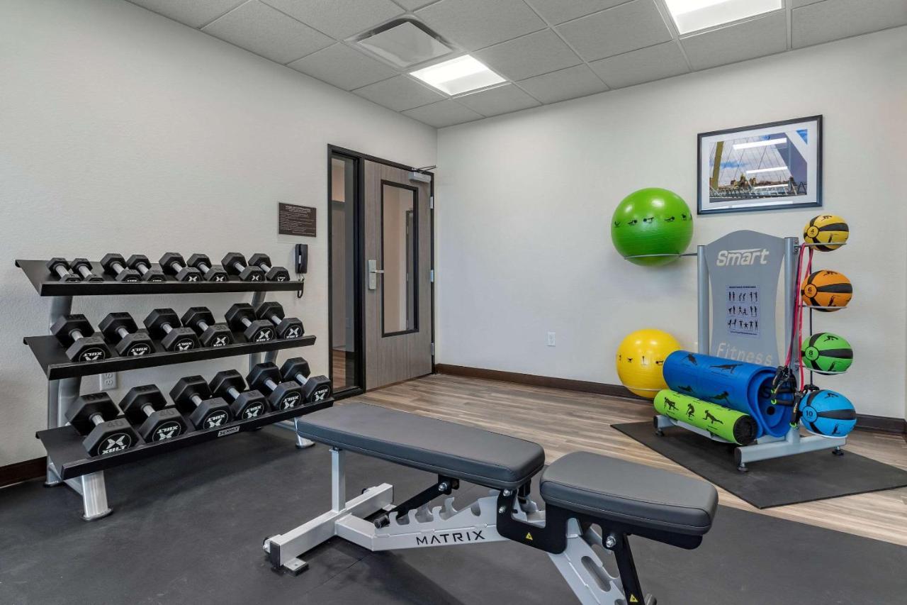 Mainstay Suites Waukee-West Des Moines Buitenkant foto