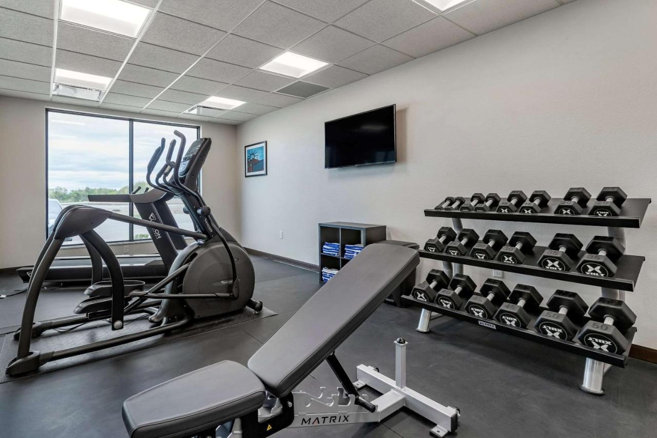 Mainstay Suites Waukee-West Des Moines Buitenkant foto
