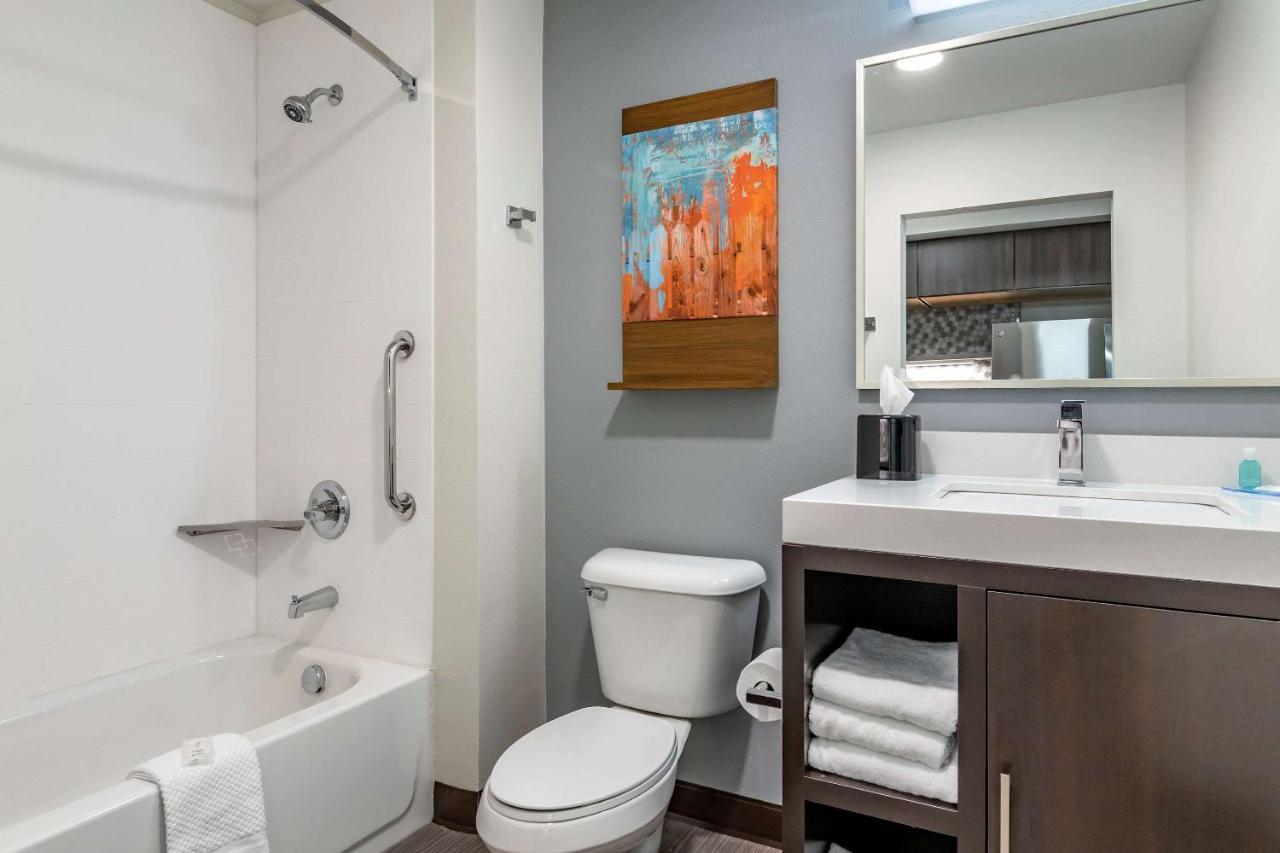 Mainstay Suites Waukee-West Des Moines Buitenkant foto